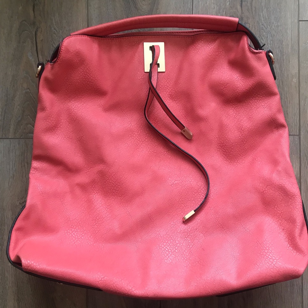 Urban Expressions Salmon Bucket Bag